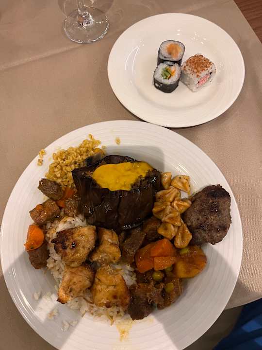 Gastro Greenwood Suites Resort