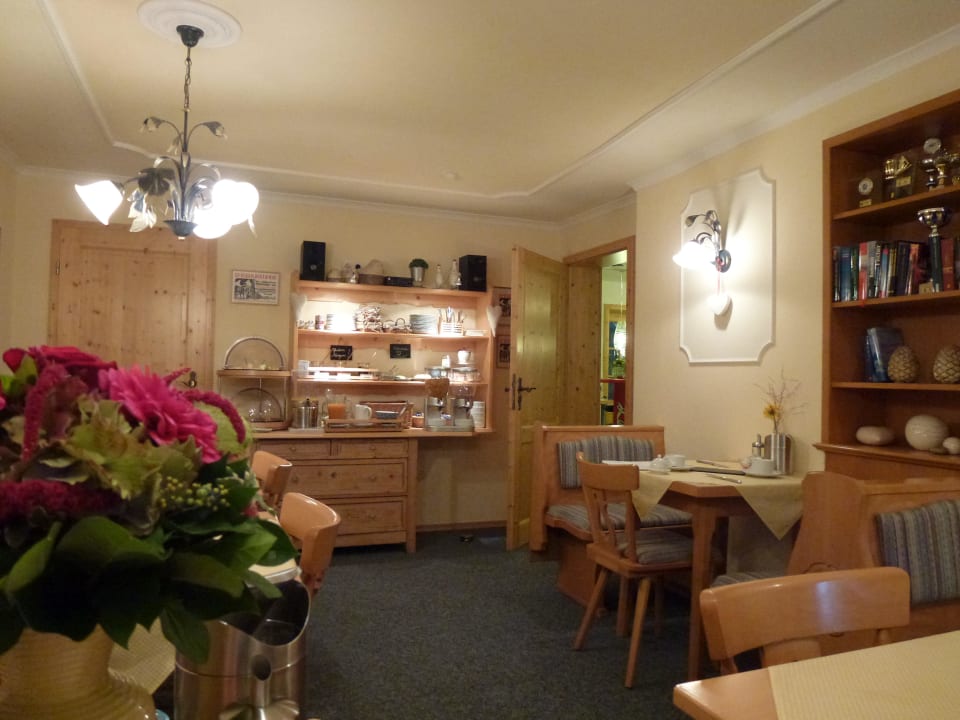 Frühstücksbüffet Gästehaus und FeWo Egglerlehen