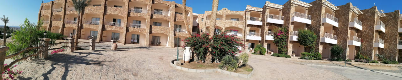 Außenansicht Brayka Bay Resort