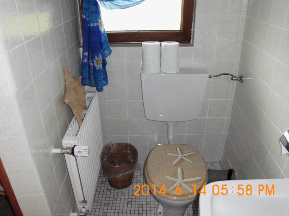 Badezimmer Pension Kappen