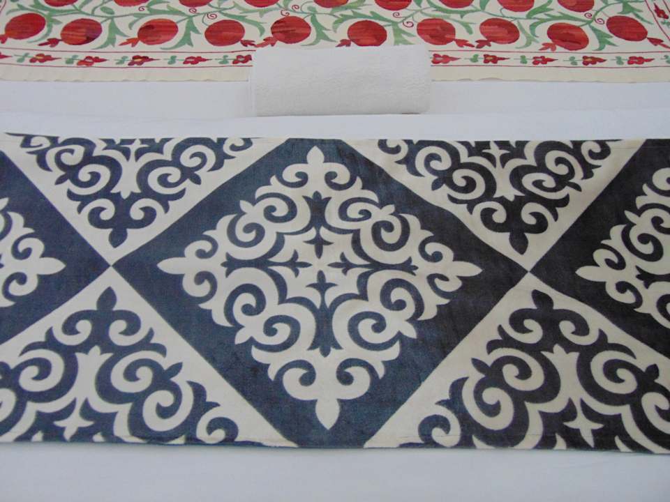 Zimmer Madrasah Polvon-Qori Boutique