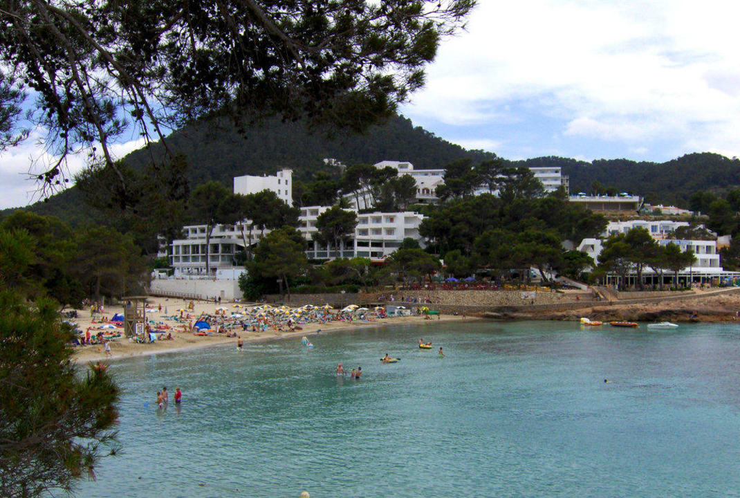 Bucht vor dem Hotel Sandos El Greco Beach Hotel 16+