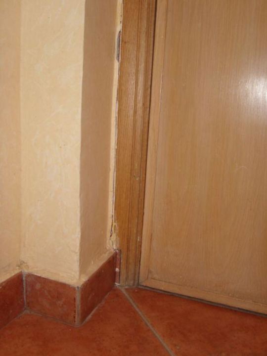 kaputte Fugen überall Ghazala Gardens