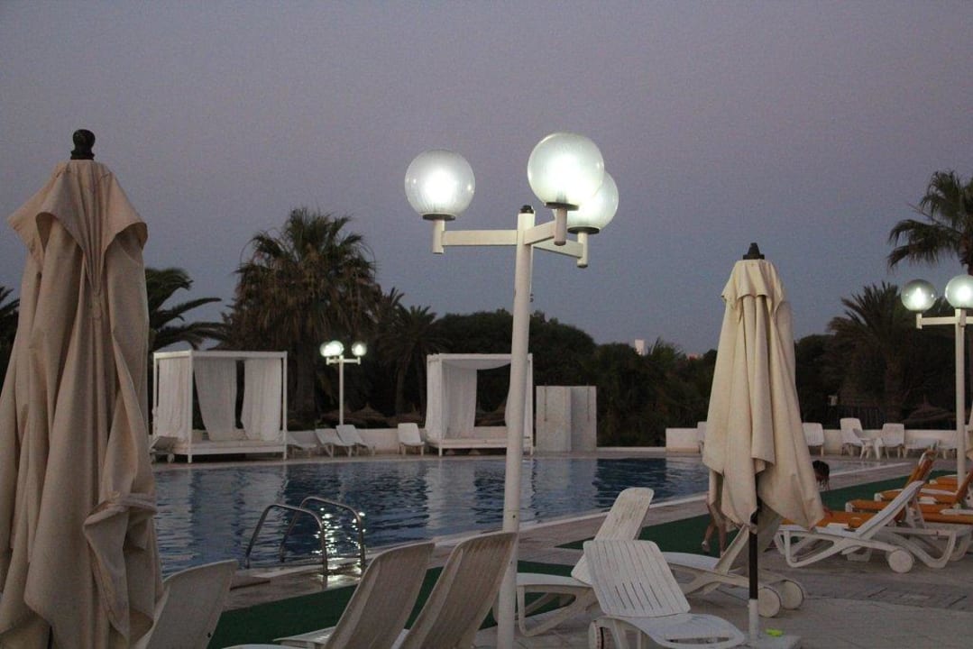 Abends Calimera One Resort Jockey