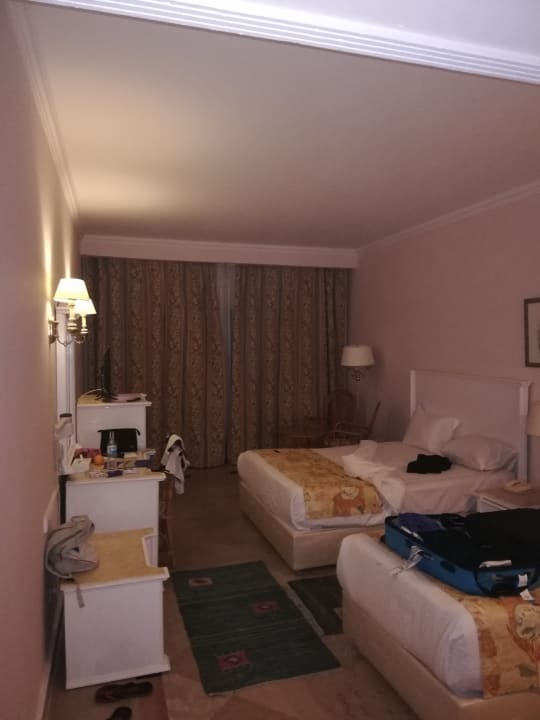 Zimmer Moreno Horizon Spa & Resort