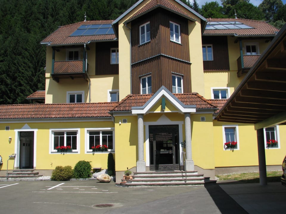 Haupthaus Familiengasthof Maier