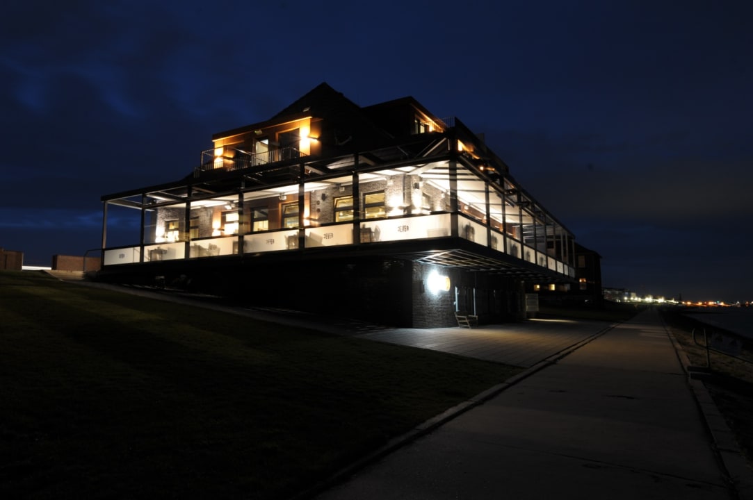 Außenansicht Fliegerdeich Hotel & Restaurant