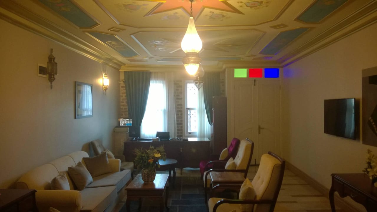 Azade Premier, Istanbul Triton Hotel