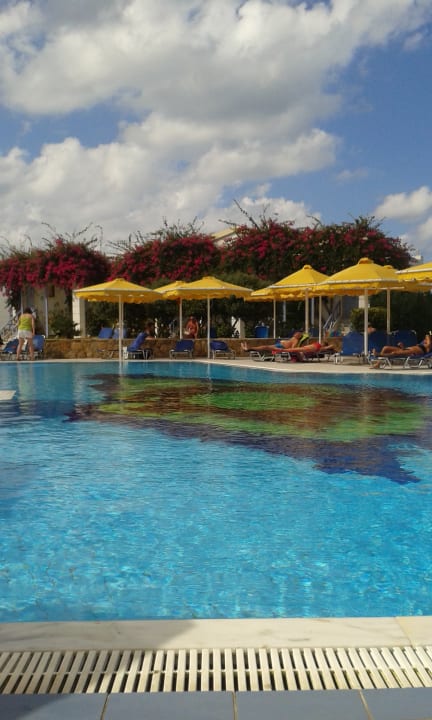 Pool Hotel Serita Beach