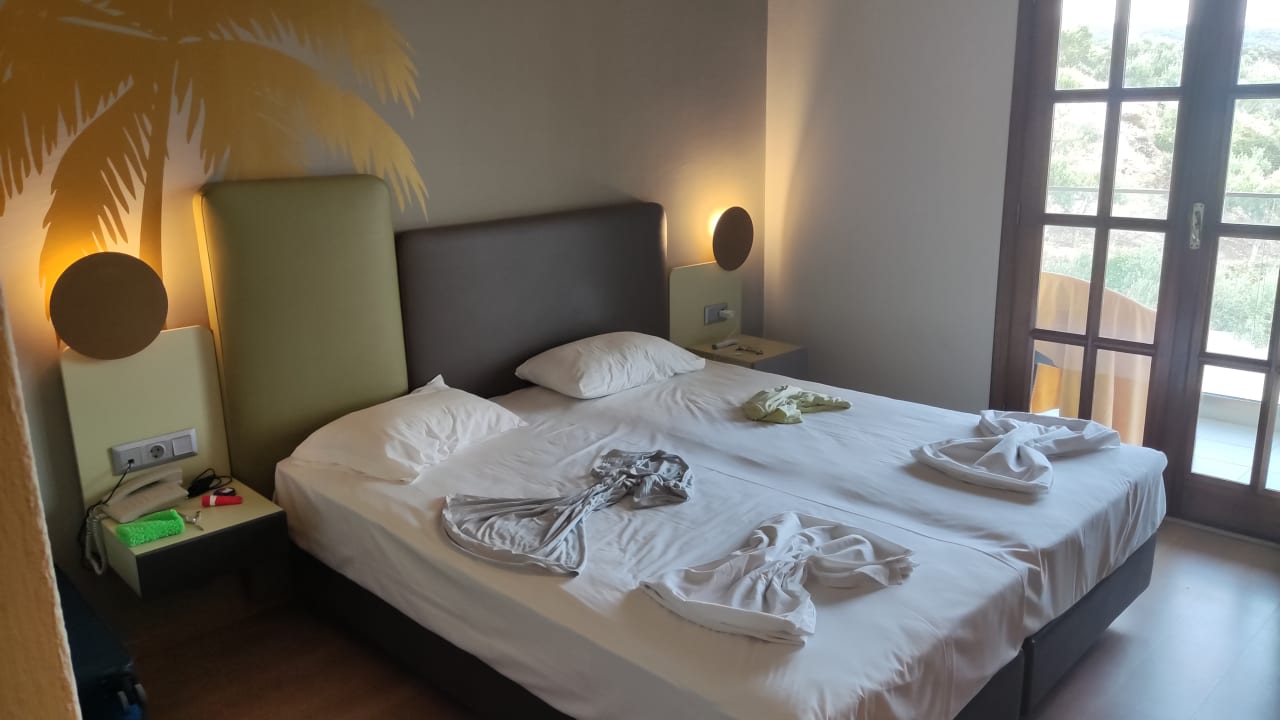 Zimmer Akrathos Beach Hotel