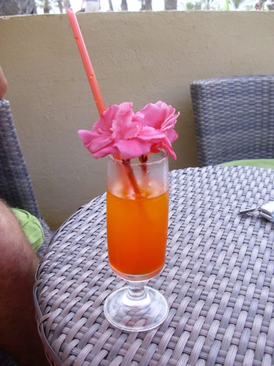 Wilkommens-Cocktail Hotel Rosa Beach