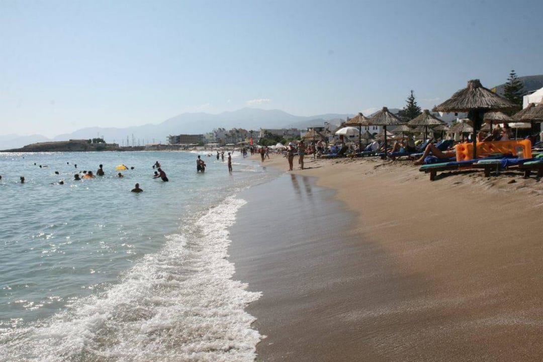 Beach in the morning Creta Maris Resort