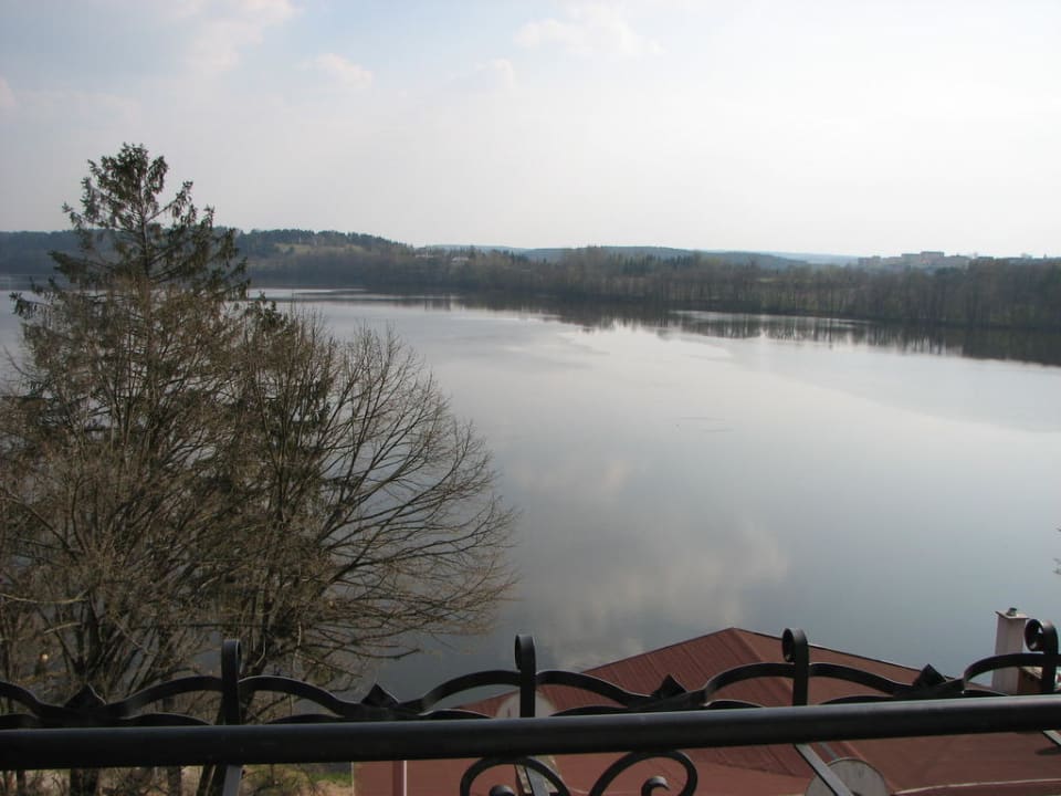 Widok z tarasu (pokój na ostatnim piętrze). Hotel Solar Palace Spa & Wellness