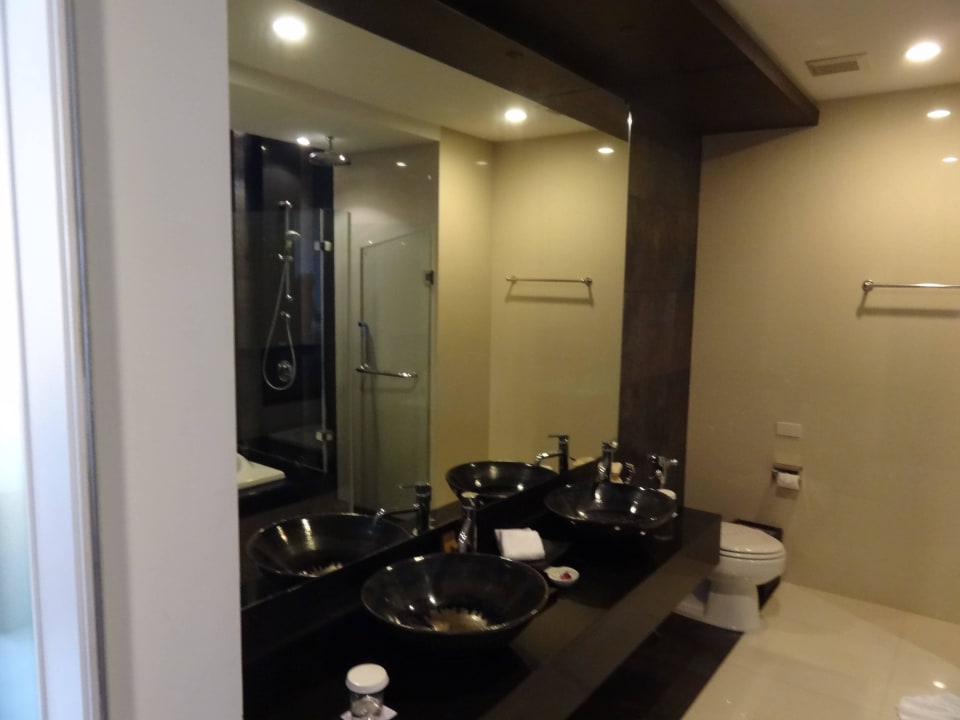 Zwei Waschbecken Cape Panwa Hotel