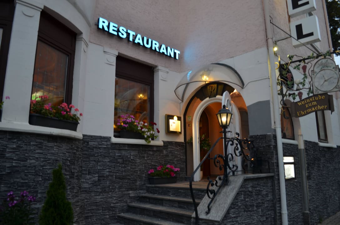 Restaurant Eingang Hotel Royal