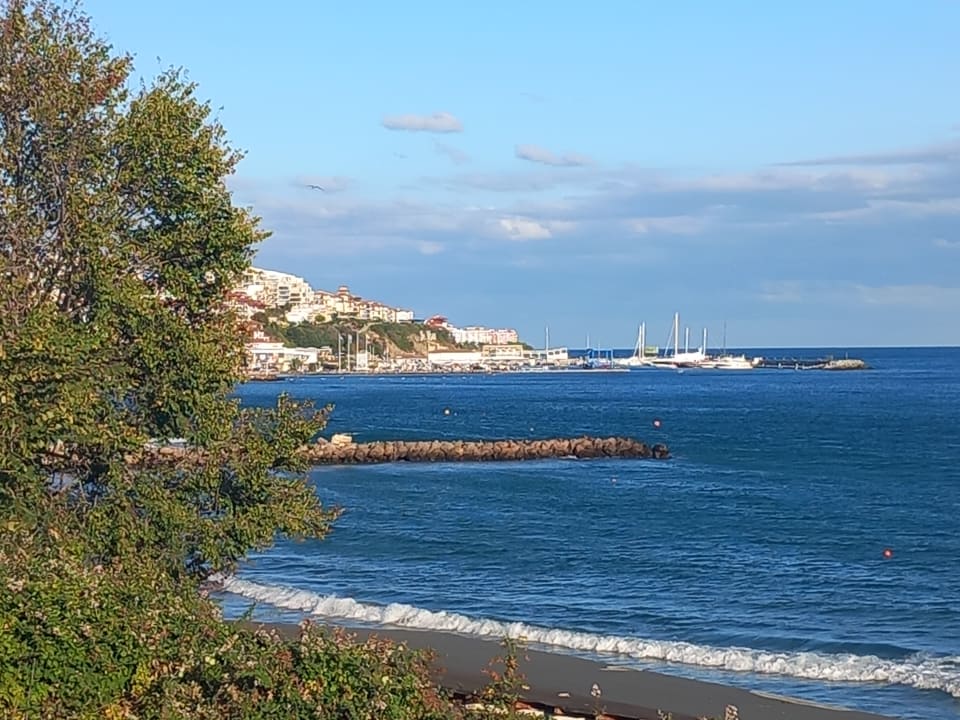 Außenansicht Hotel Sineva Beach