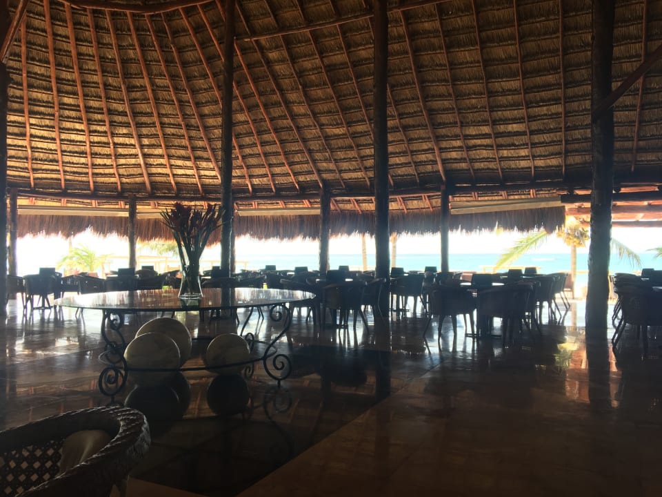 Lobby Akumal Bay Beach & Wellness Resort