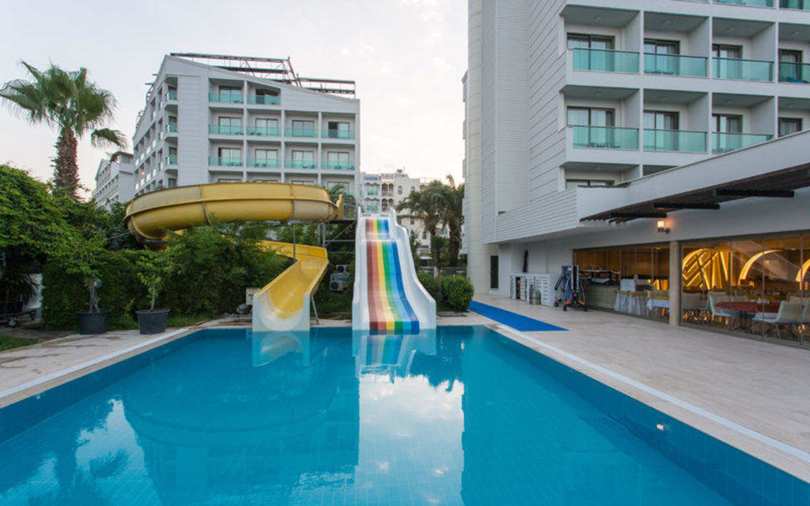 Waterslide Falcon Hotel