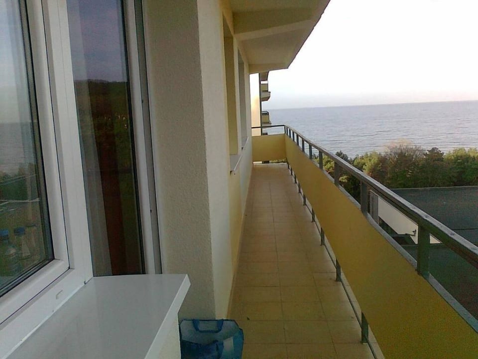 Widok z balkonu pok. 701 na morze Vestina Wellness & Spa Hotel