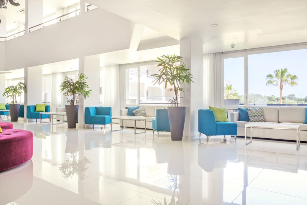 Lobby Luna Miramar Club