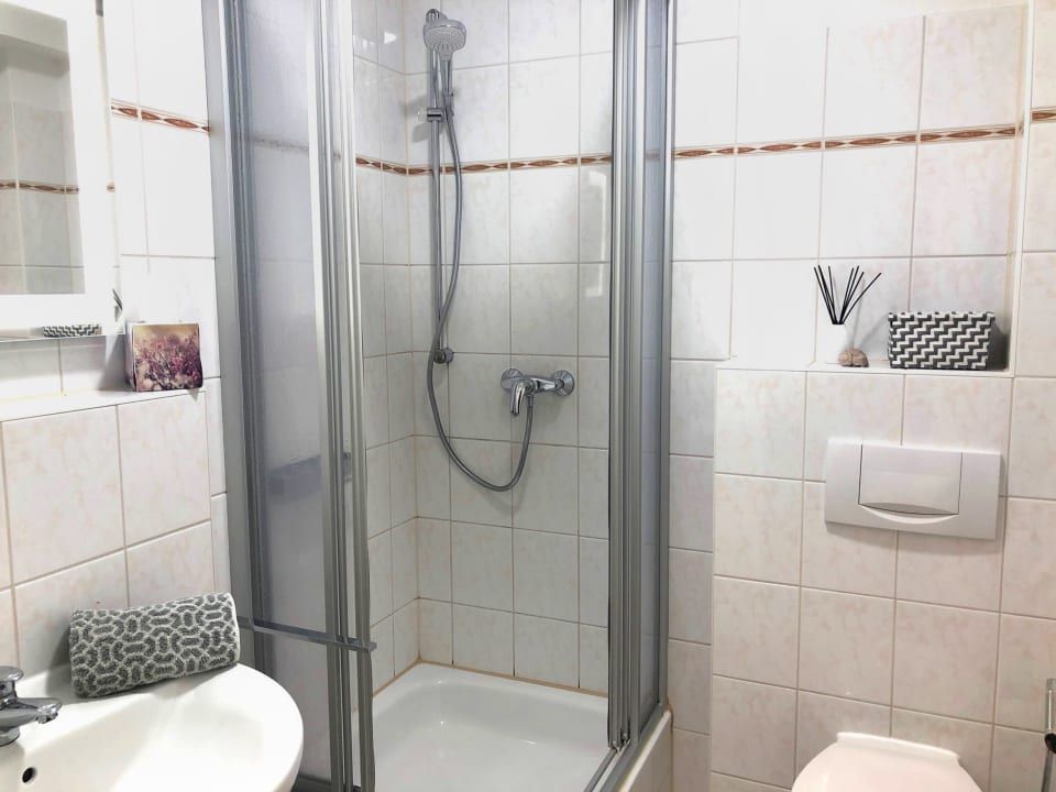 Zimmer Rujana Ferienwohnungen - Strandvilla Brandenburg