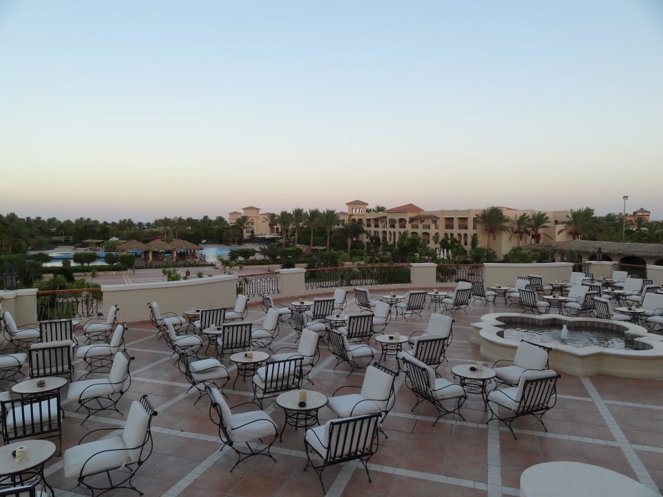 Widok na basen JAZ Mirabel Beach