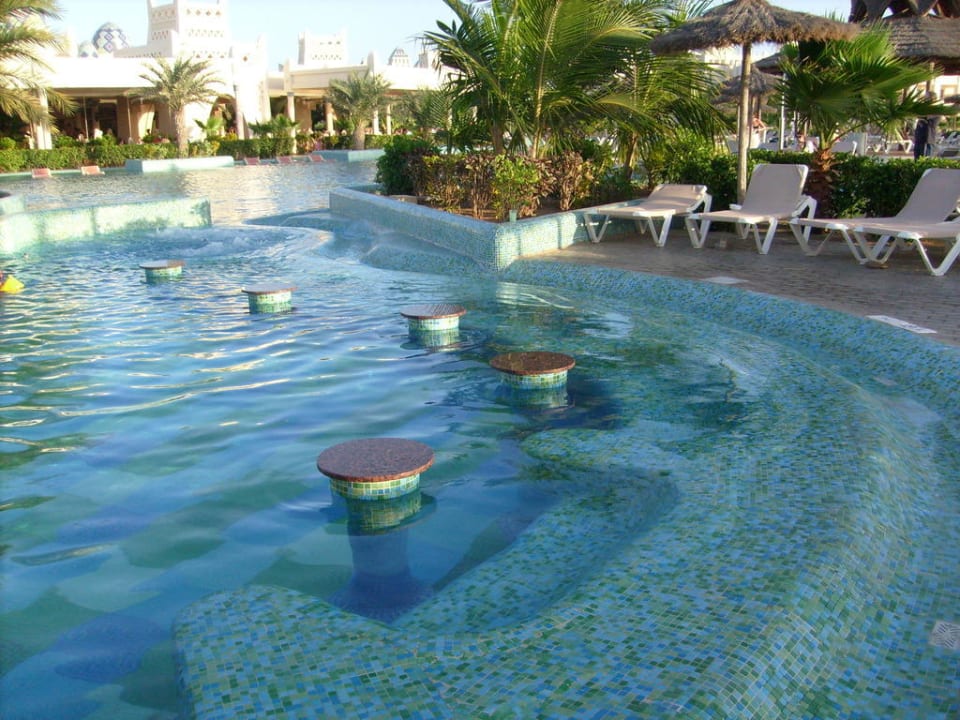 Poolbar Hotel Riu Karamboa