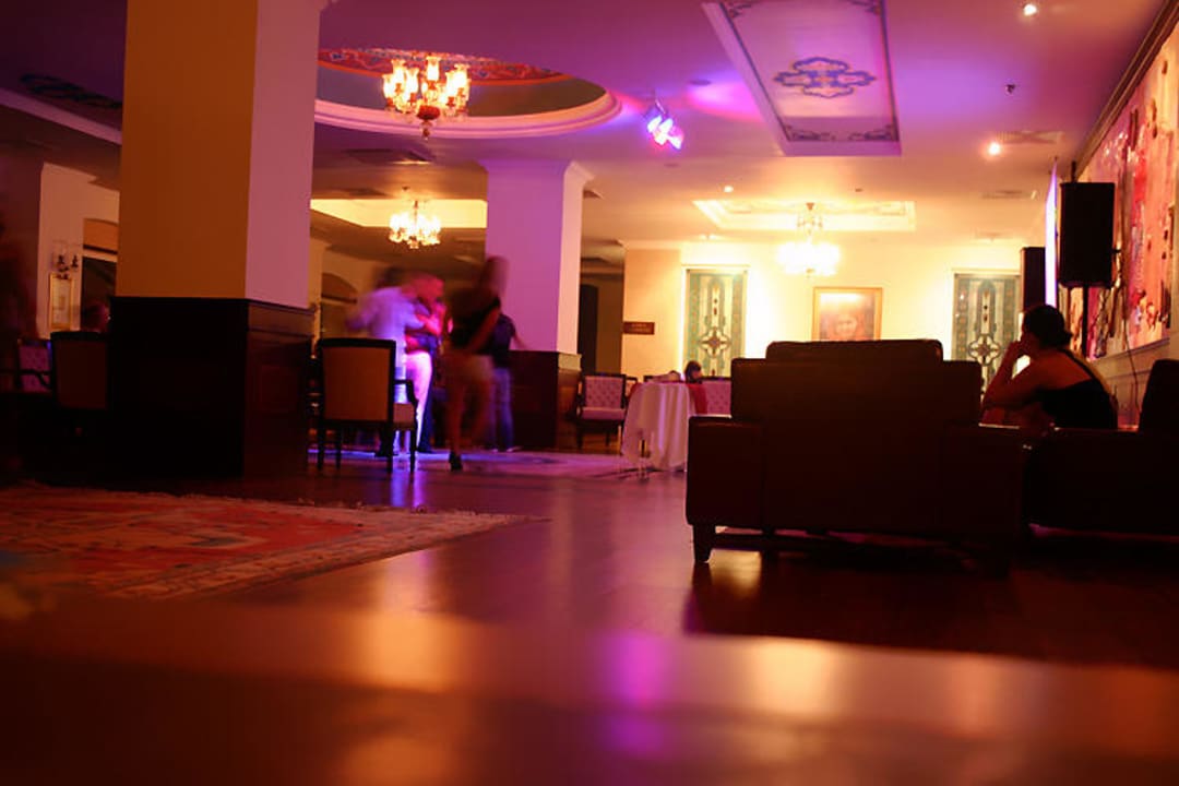 Cocktailbar Papillon Ayscha