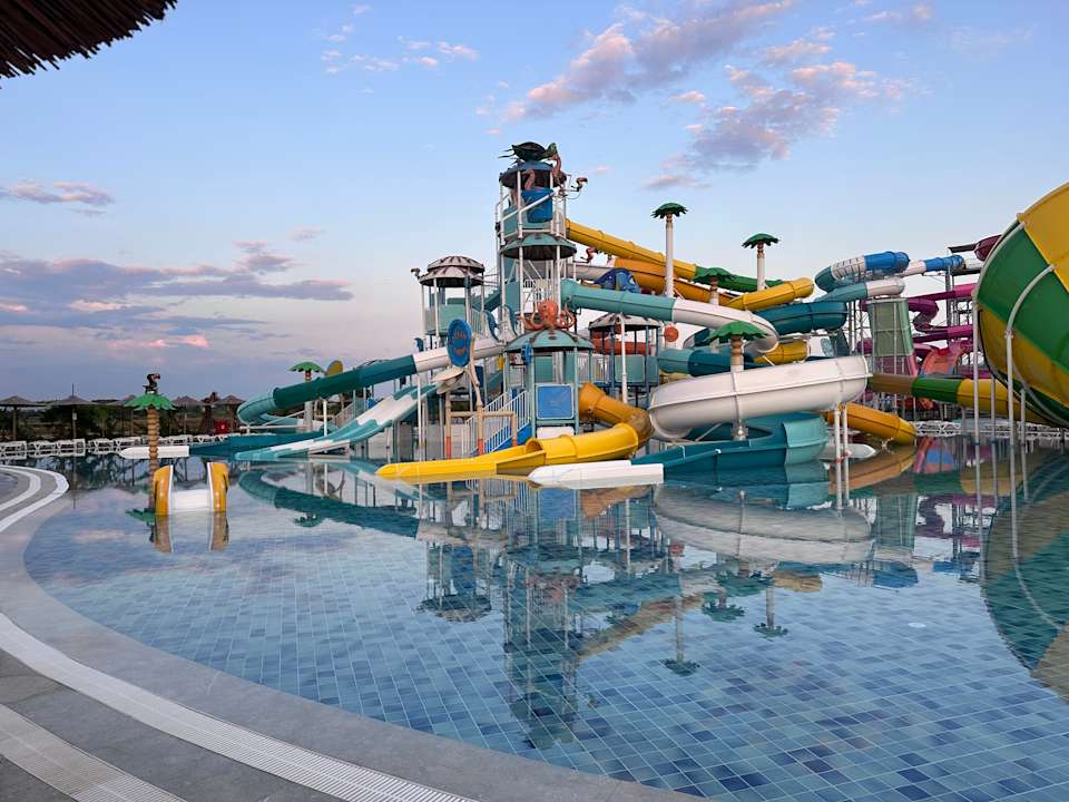 Pool Dream Fun World