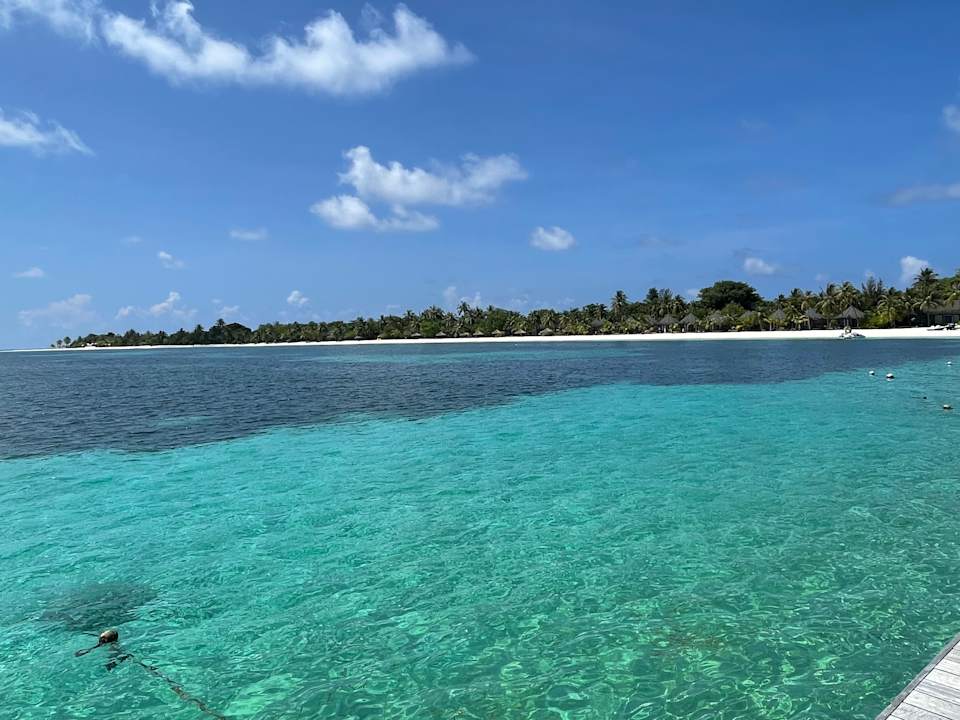 Strand Kuredu Island Resort & Spa