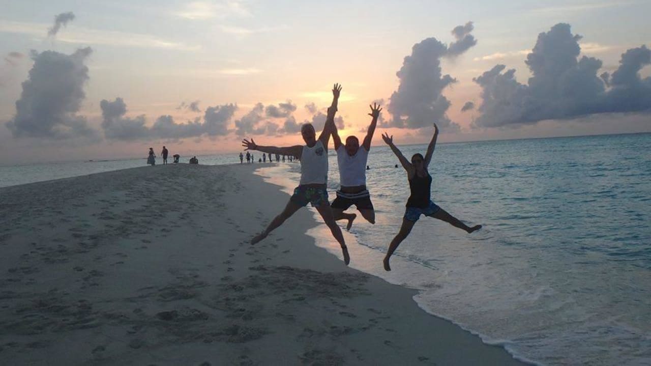 Sandbank Kuramathi Maldives