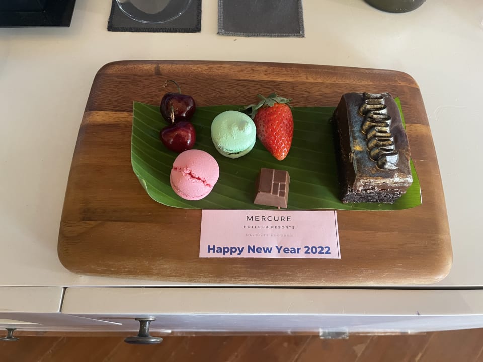 Gastro Mercure Maldives Kooddoo Resort