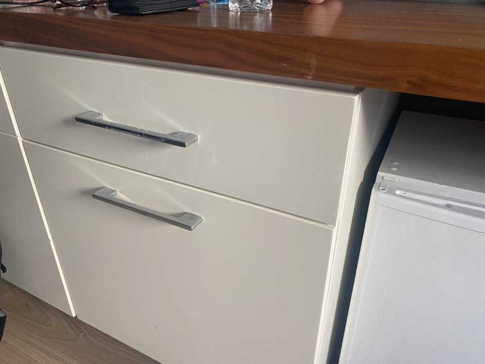 Zimmer Well Palace Side