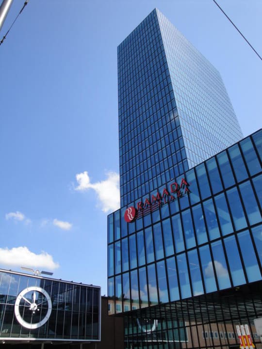 Aussenansicht  HYPERION Hotel Basel