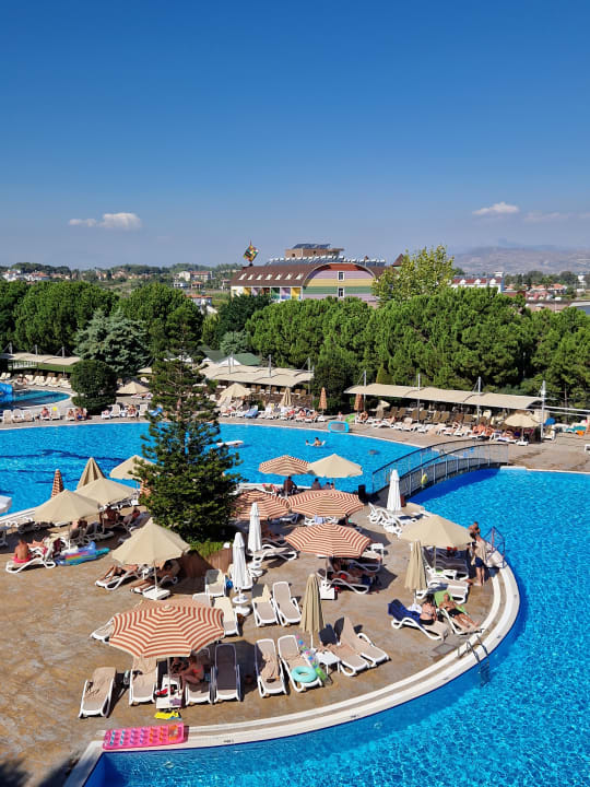 Pool Adalya ArtSide