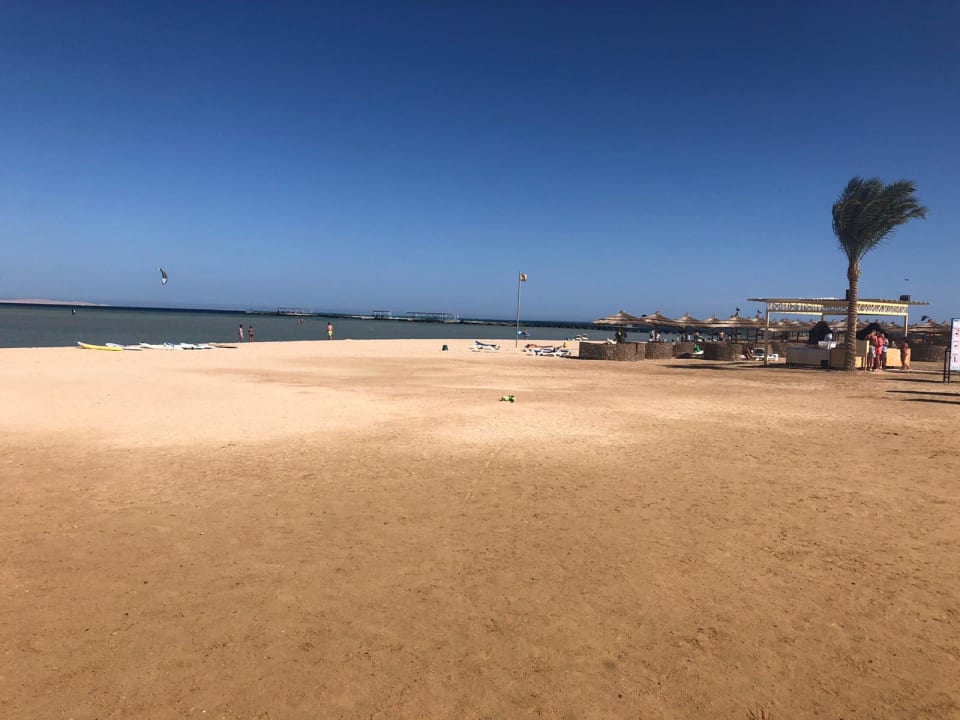 Strand Hotel Titanic Palace