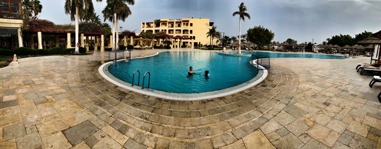 Pool ROBINSON SOMA BAY