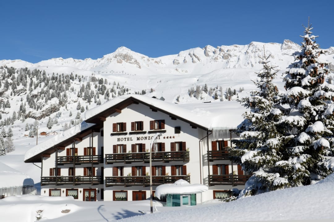 Außenansicht TH San Pellegrino - Monzoni Hotel