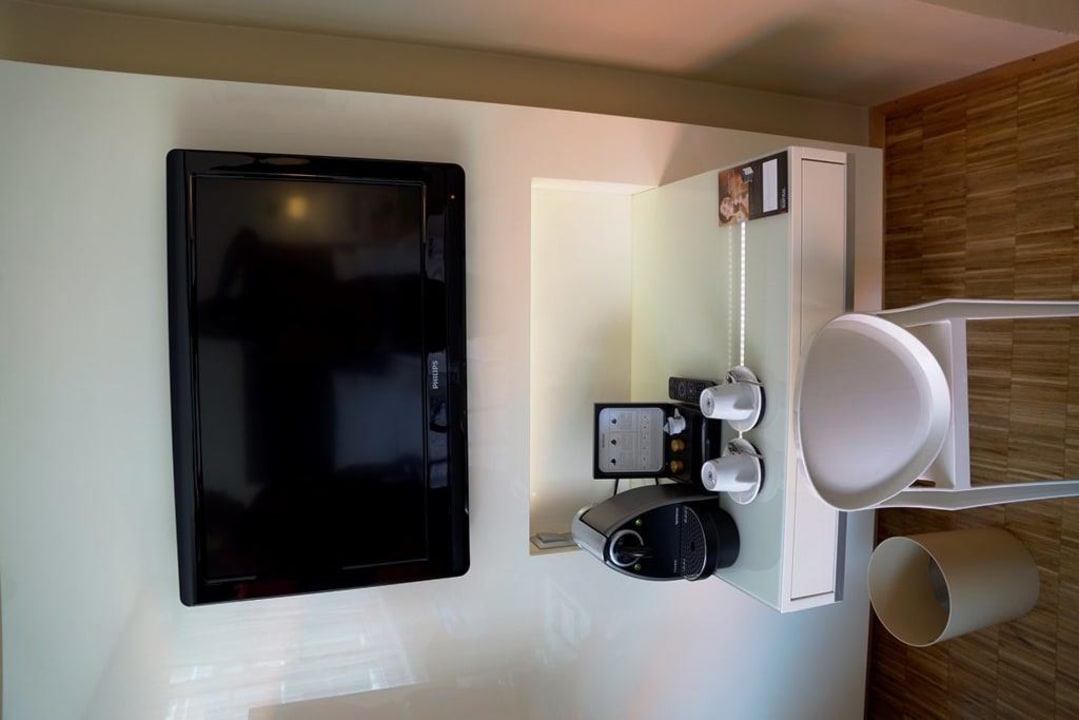 TV/Schreibtisch Hotel Santo