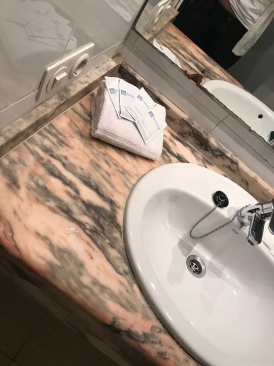 Zimmer BelleVue Club