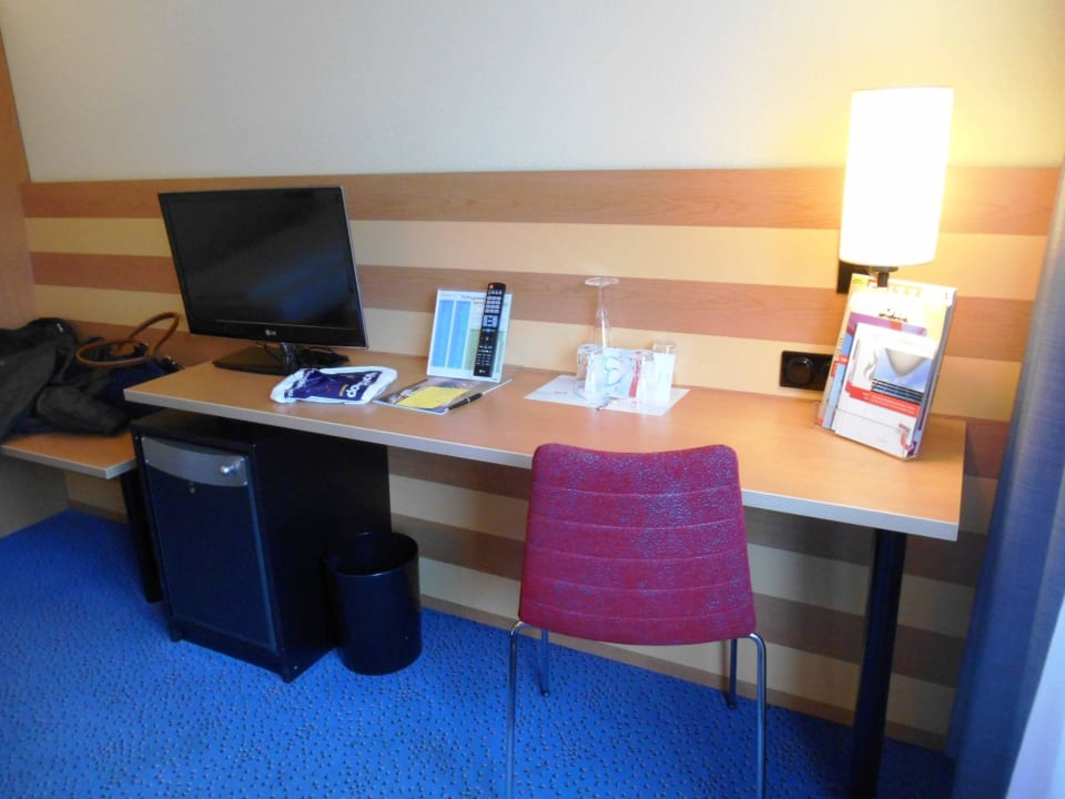 Fernsehbereich IntercityHotel Frankfurt Airport