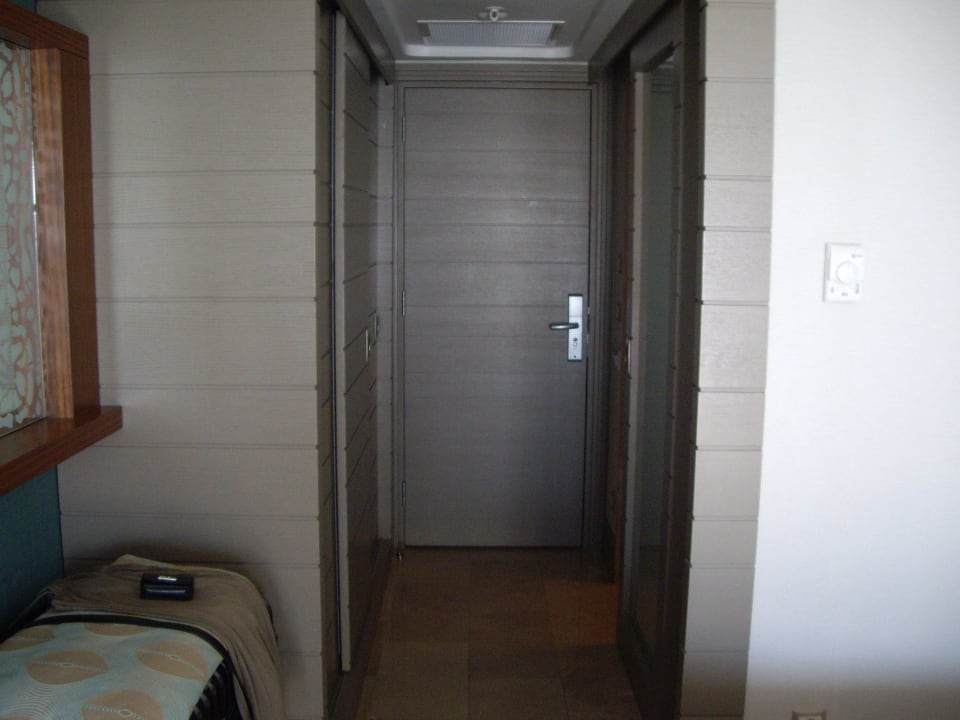 Blick zur Tür. Hotel Grand Side