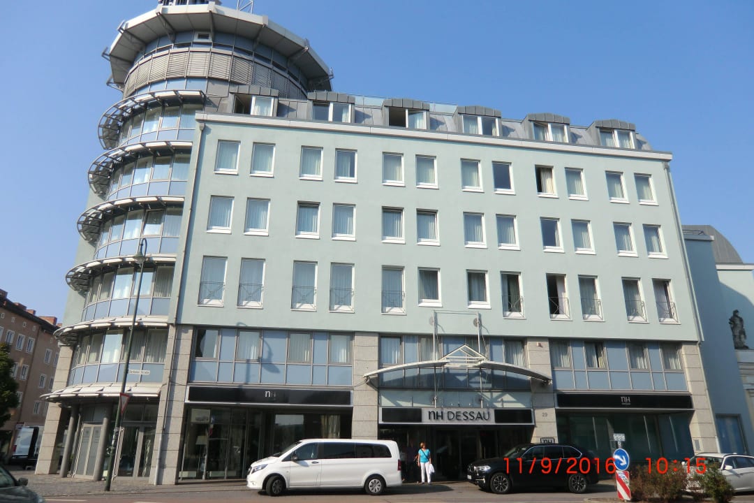 Strassenseite DORMERO Hotel Dessau-Roßlau