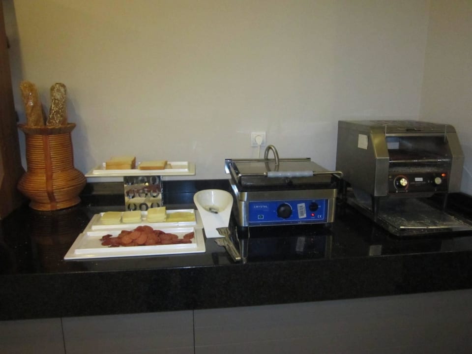 Toast und Paniniecke Ma Biche Kemer by Werde Hotels