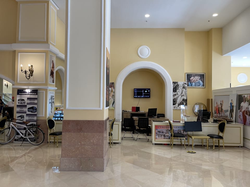 Lobby Kremlin Palace