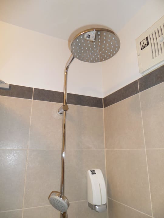 Regendusche Frühstückshotel Waldbauer