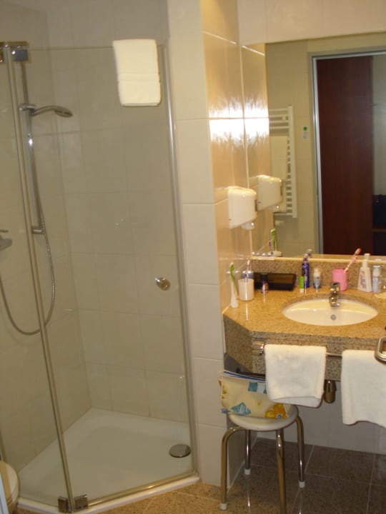 Badezimmer Airport Hotel Paderborn