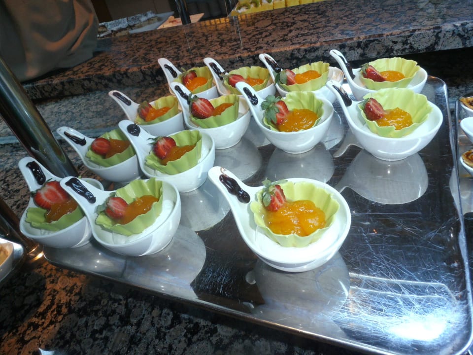 Hmmmmm yummy Side Crown Palace