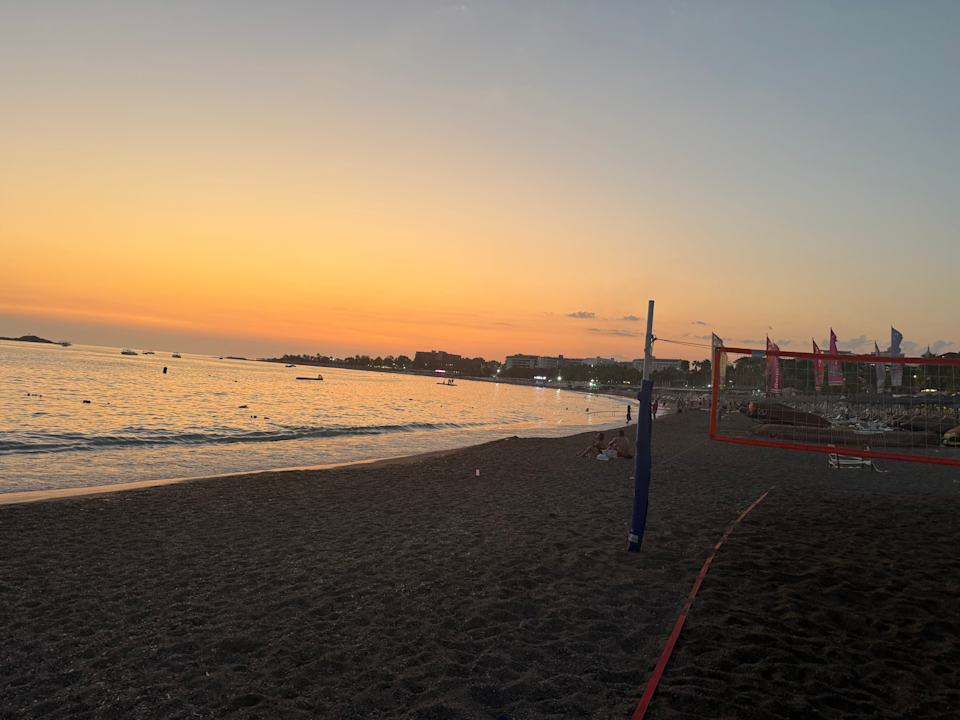 Strand Laguna Beach Alya Resort & Spa Hotel