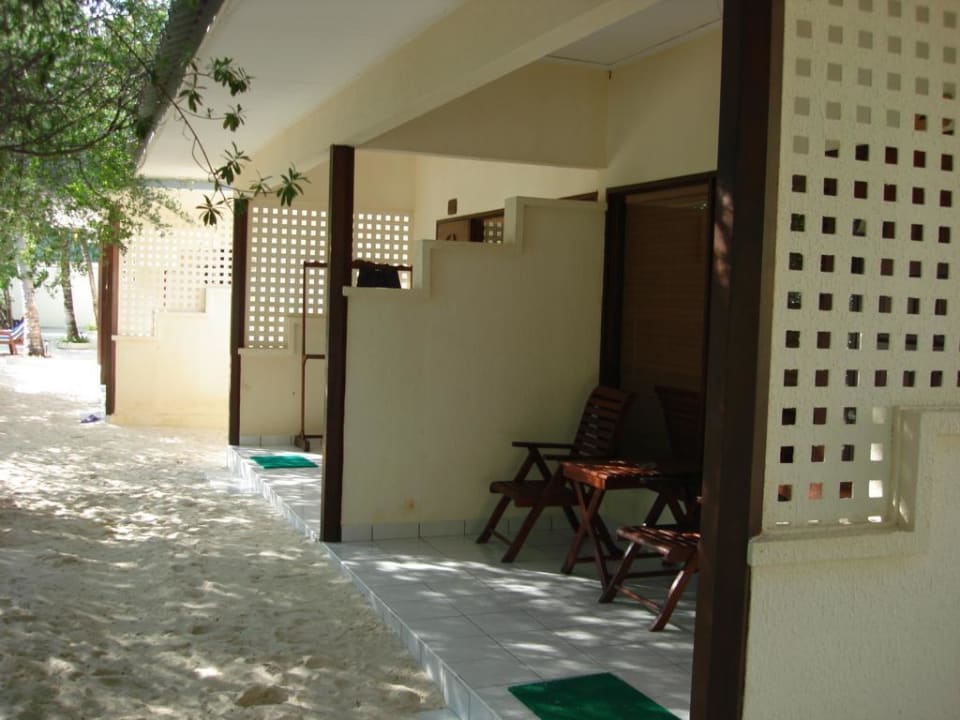 Zimmer Eriyadu Island Resort